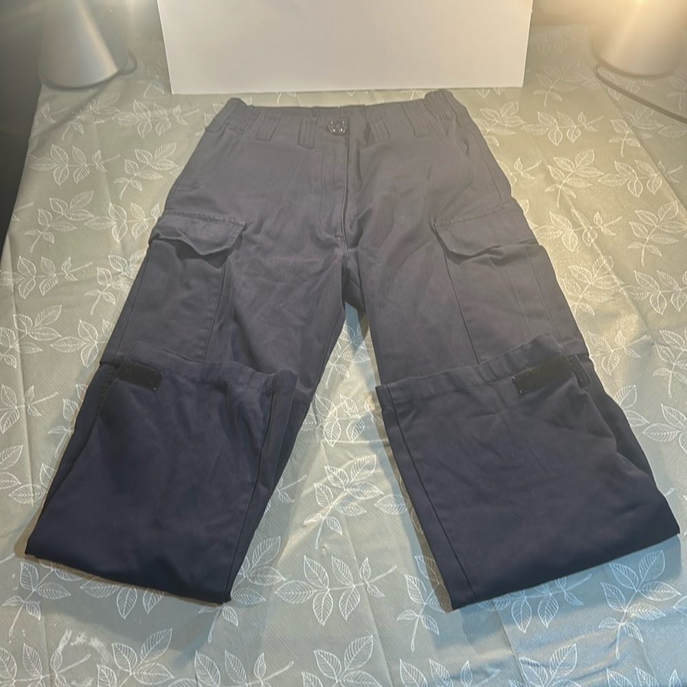 Men’s Cargo Pants.